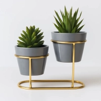 Mini Vaso Cinza Duplo de Cer�mica com Suporte em Metal Dourado
