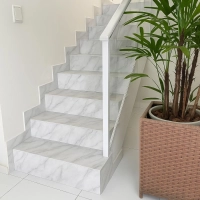 Adesivo para Piso Vinilico Revestimento Marmore Ch�o Cozinha Sala Quarto Banheiro Autocolante