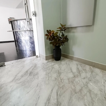 Adesivo para Piso Vinilico Marmore Revestimento Ch�o Sala Quarto Cozinha Banheiro Autocolante