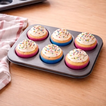 Forma Cupcake P�o de Queijo Empada Bolinho Antiaderente 6 Cavidades