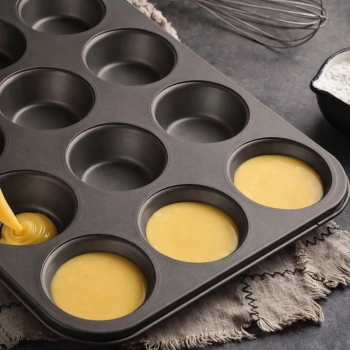 Kit 2 Formas Cupcake P�o de Queijo Empada Bolinho Antiaderente 12 Cavidades